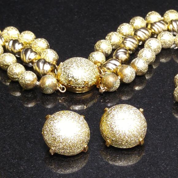 Vintage Glitter Beaded Necklace & Earrings, Art Beads, Hand-knotted, 50s Jewelry - Picture 6 of 10